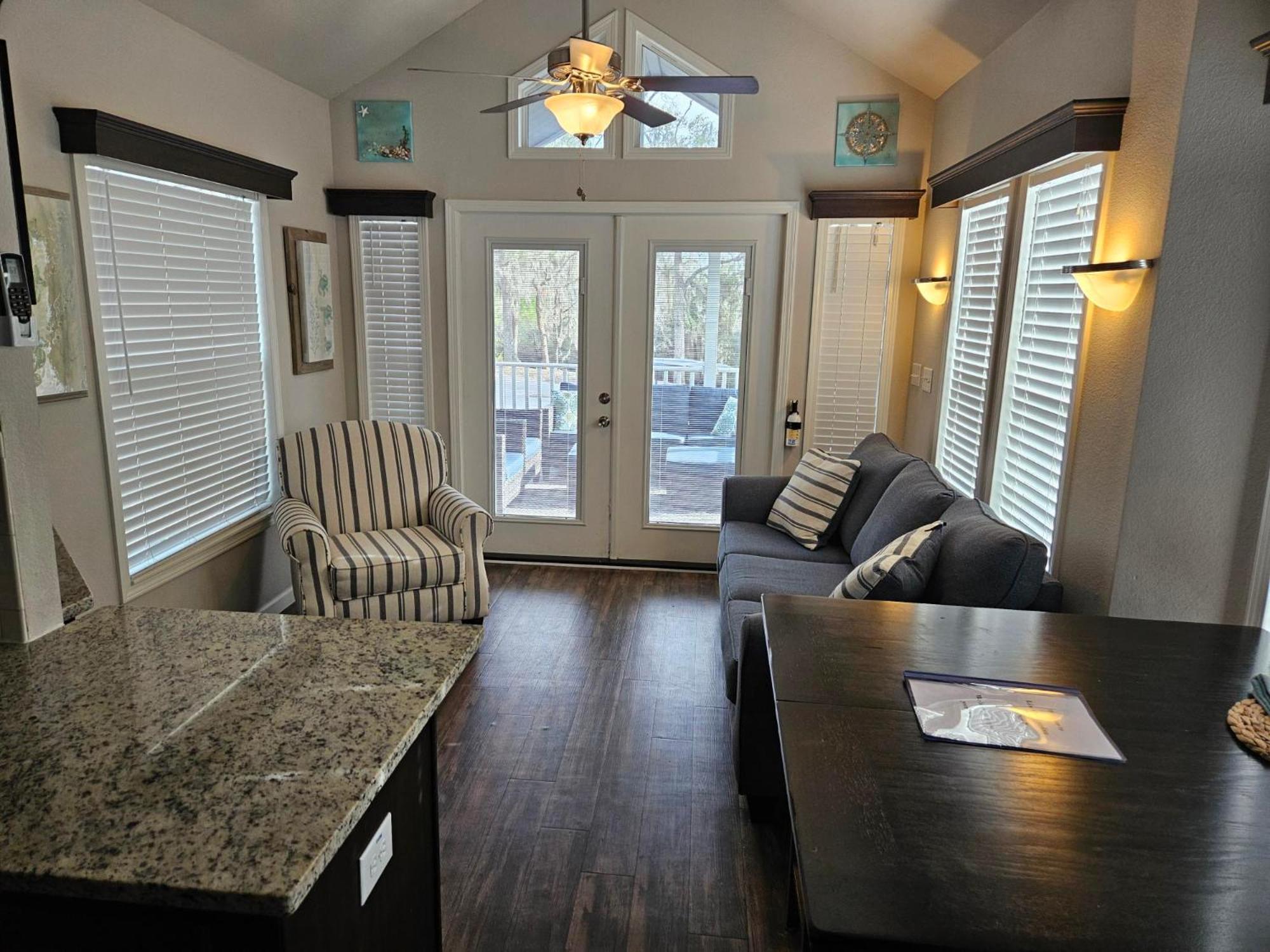 Hotel Live Oak Landing à Freeport Extérieur photo