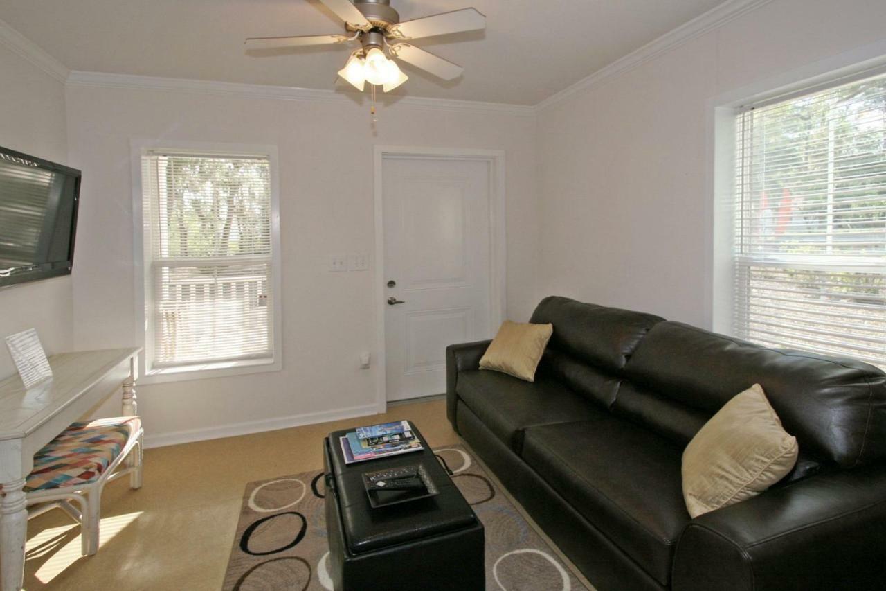 Hotel Live Oak Landing à Freeport Extérieur photo